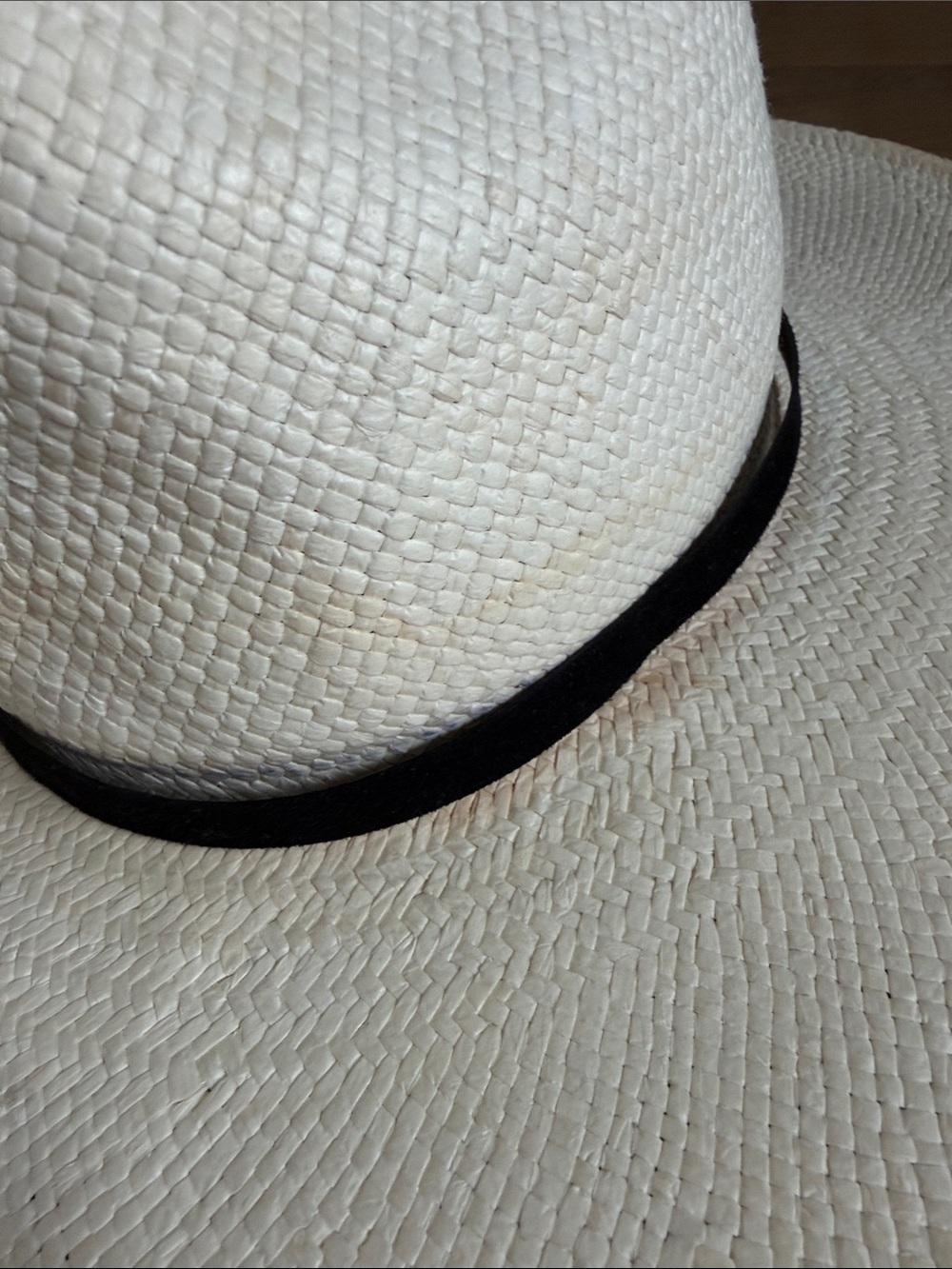 Janessa Leone Lyra Wide Brim Straw Fedora Hat with Black Band size M - Picture 3 of 9